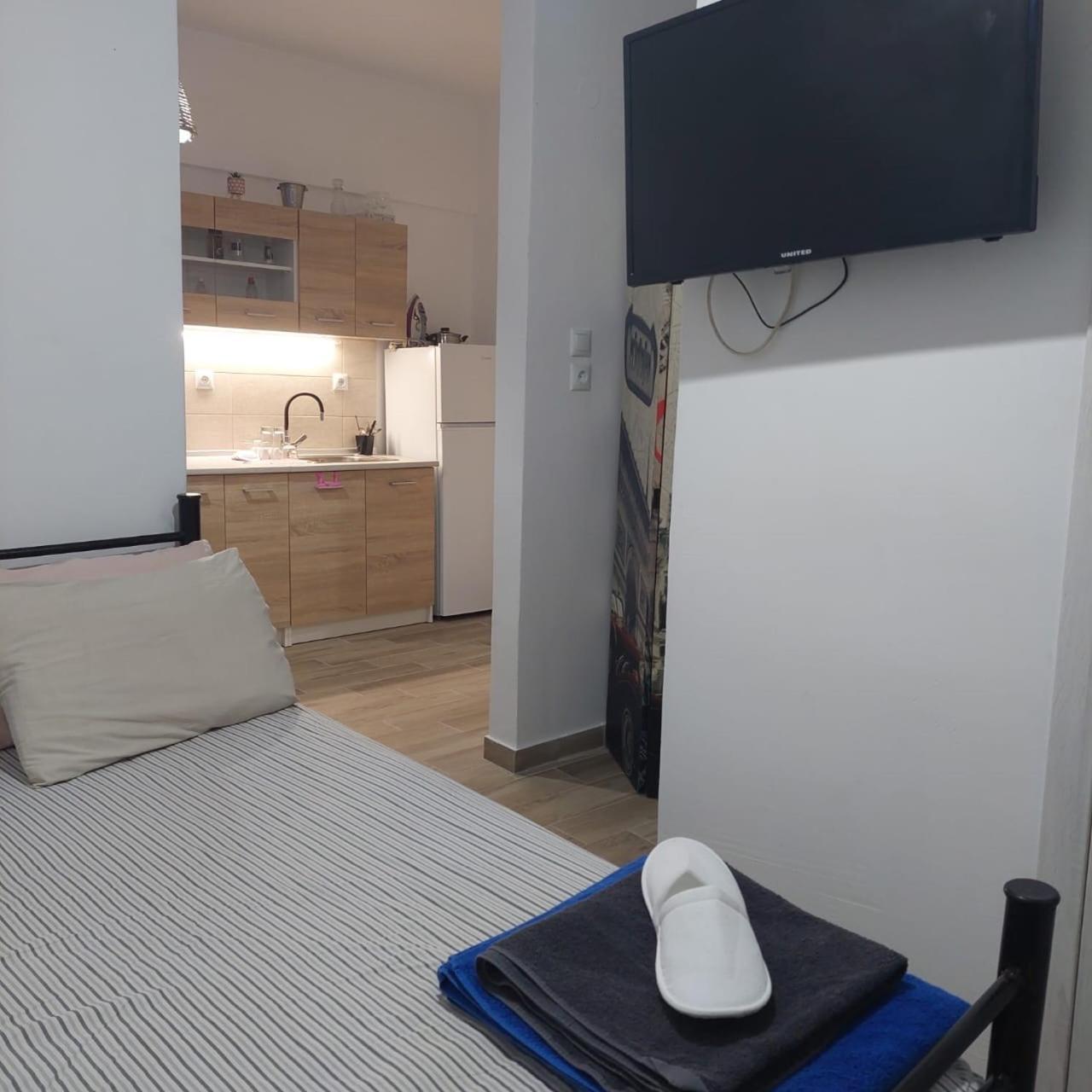 Small Studio Center 2 เทสซาโลนิกิ ภายนอก รูปภาพ